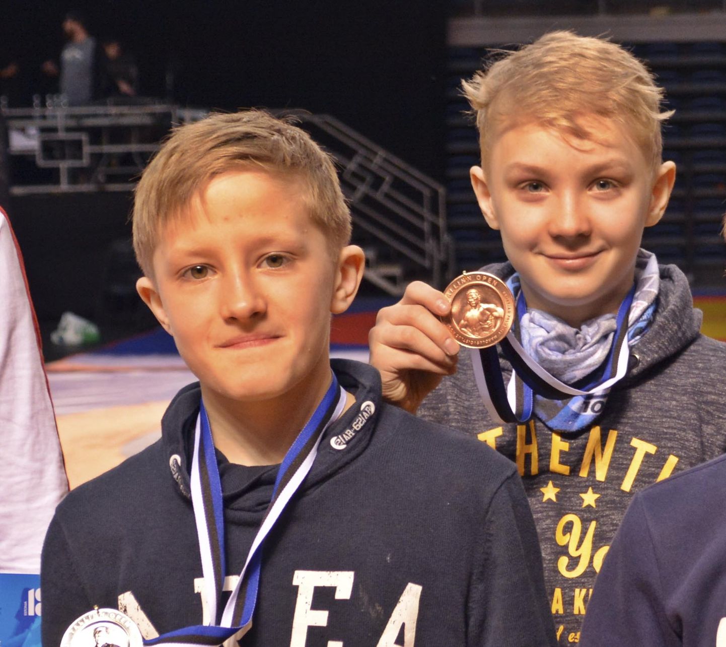 Viljandi noored maadlejad tõid Tallinnas peetud rahvusvaheliselt suurturniirilt koju kaks medalit.