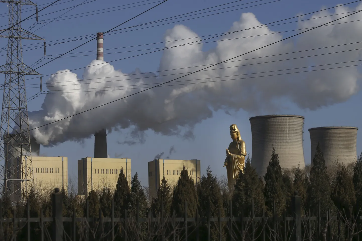 Elektrijaam Pekingis.