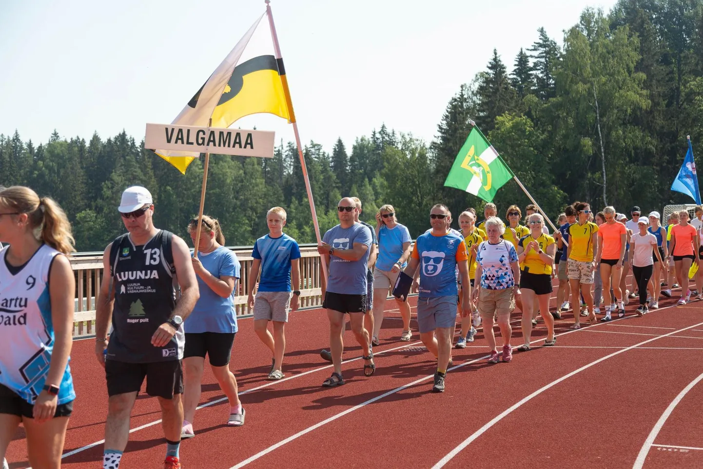 Võõrustajamaakonna delegatsioon avatseremoonial. Valga valla saagiks jäi üldarvestuse 18. koht, Tõrva oli 24. ja Otepää 25. kohta väärt.