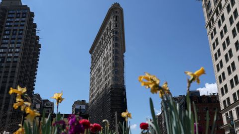 New Yorgi üks kuulsamaid hooneid tekitab ilmastikunähtuseid, mis meelitas omal ajal hulgaliselt himuraid mehi