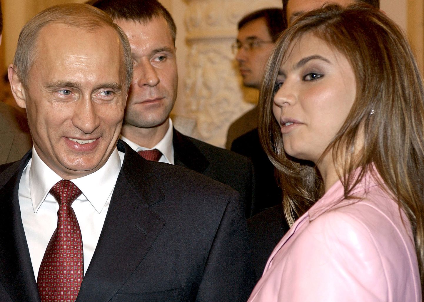President Vladimir Putin Alina Kabajevaga aastal 2004.
