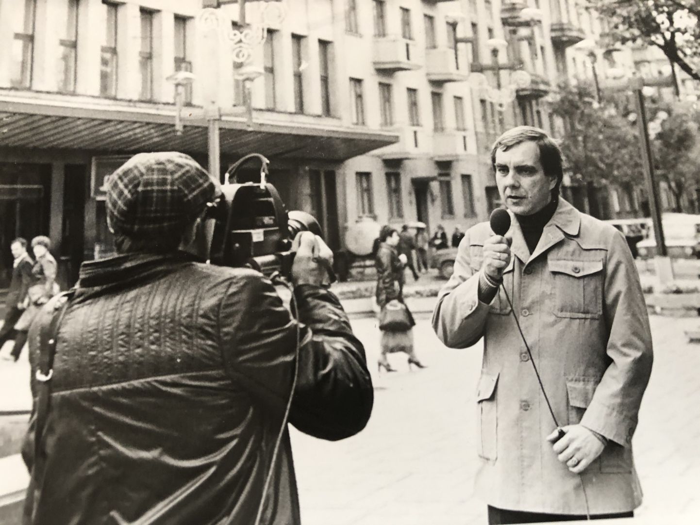Владимир Вельман многие годы был главным русскоязычным телевизионным лицом страны.