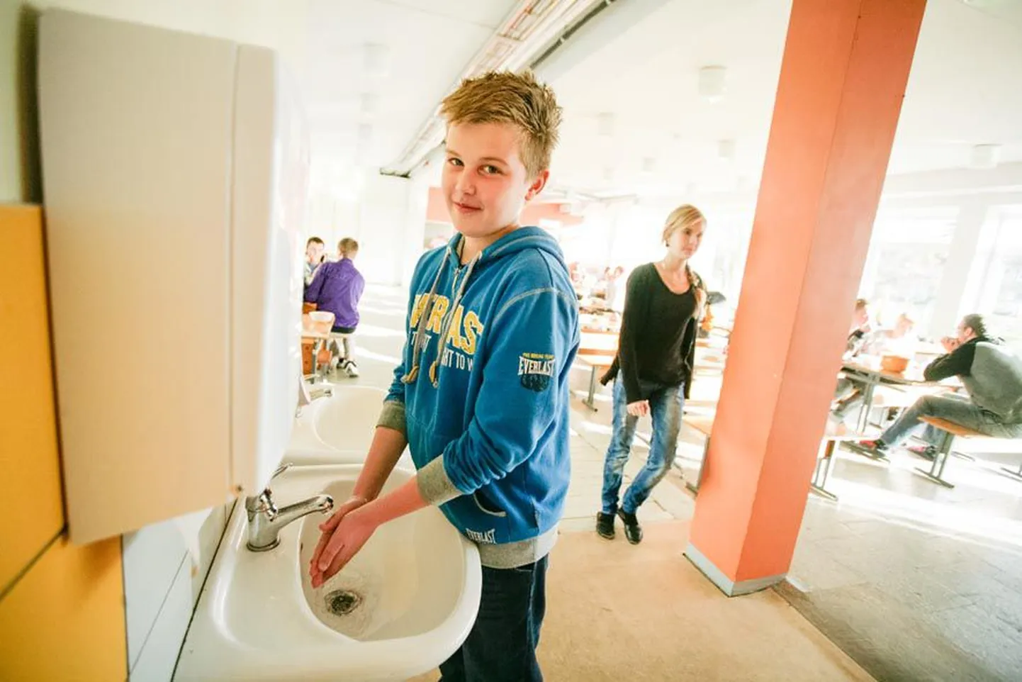 Koerus leitud salmonelloosi leviku tõkestamiseks on oluline käsi pesta, rõhutavad tervisekaitsjad.