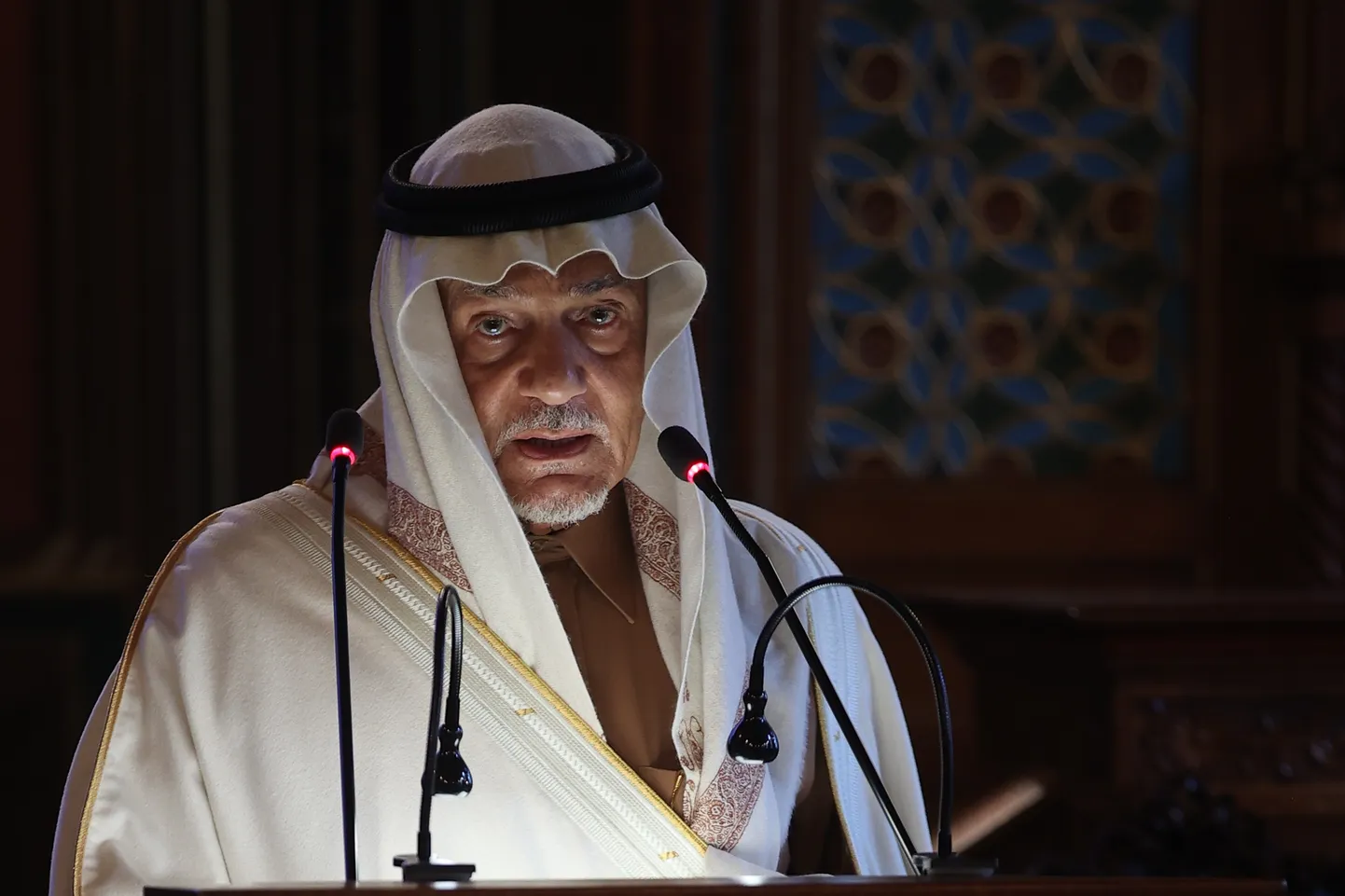 Saūda Arābijas princis Turki bin Faisals apmeklē Jagelonu universitāti Krakovā