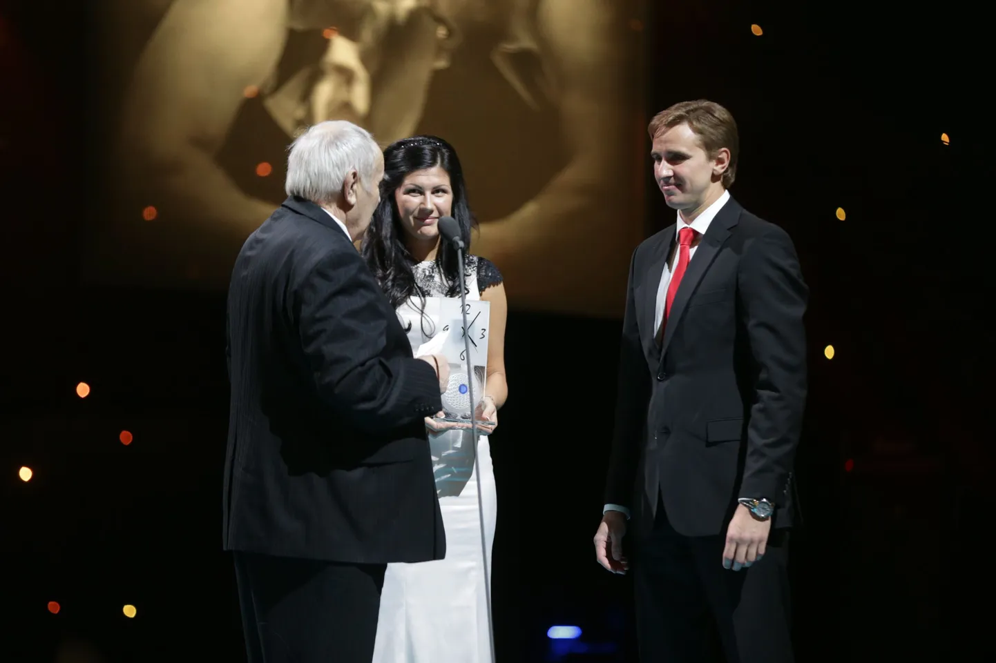 Юлия Беляева и Николай Новоселов на вручении призов по итогам 2013 года.