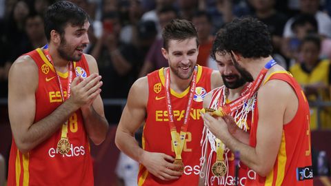 Испания победила Аргентину в финале чемпионата мира по баскетболу, Франция выиграла бронзу 