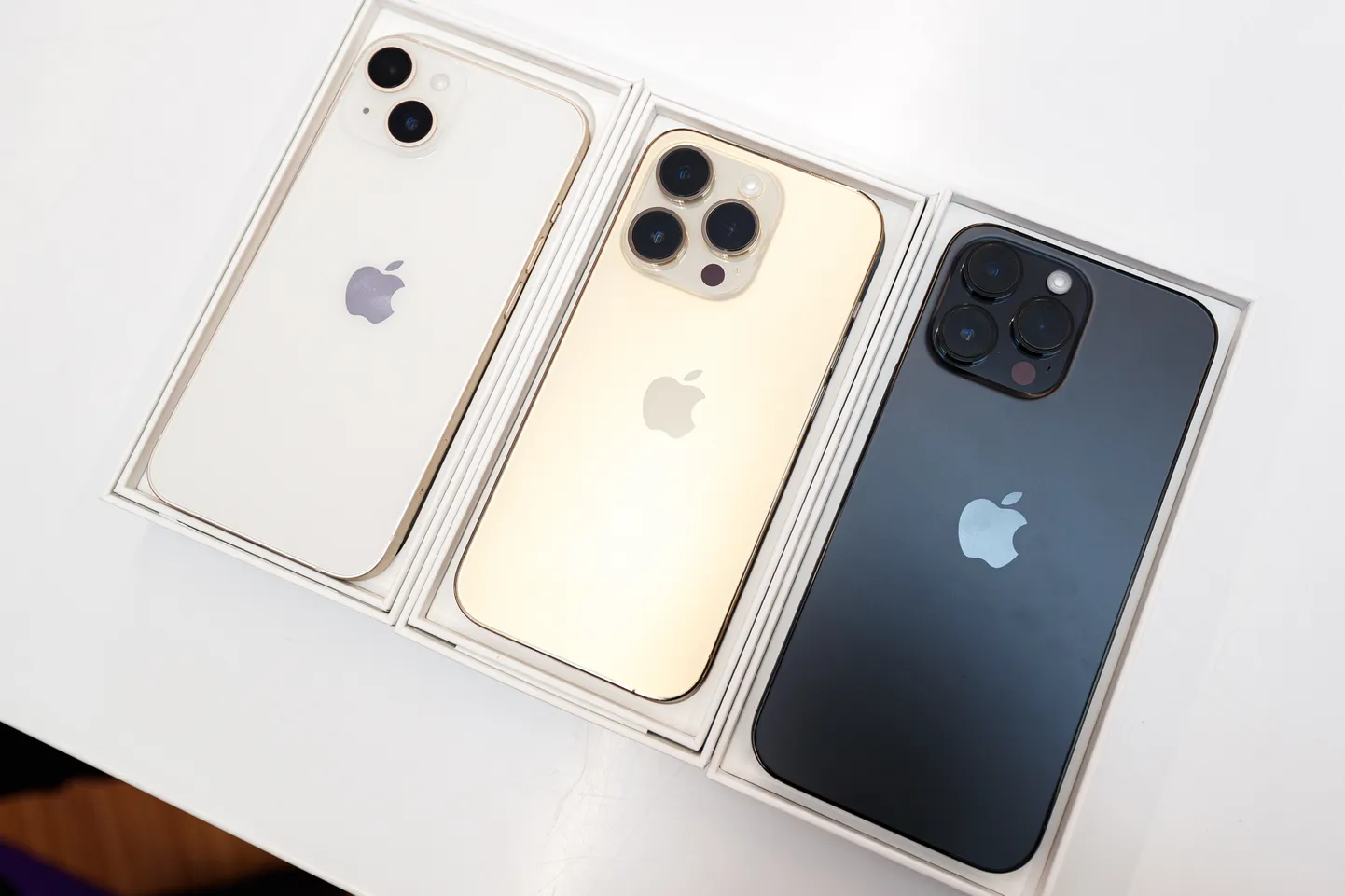 iPhone 14 esitlus iDeali Ülemiste salongis.