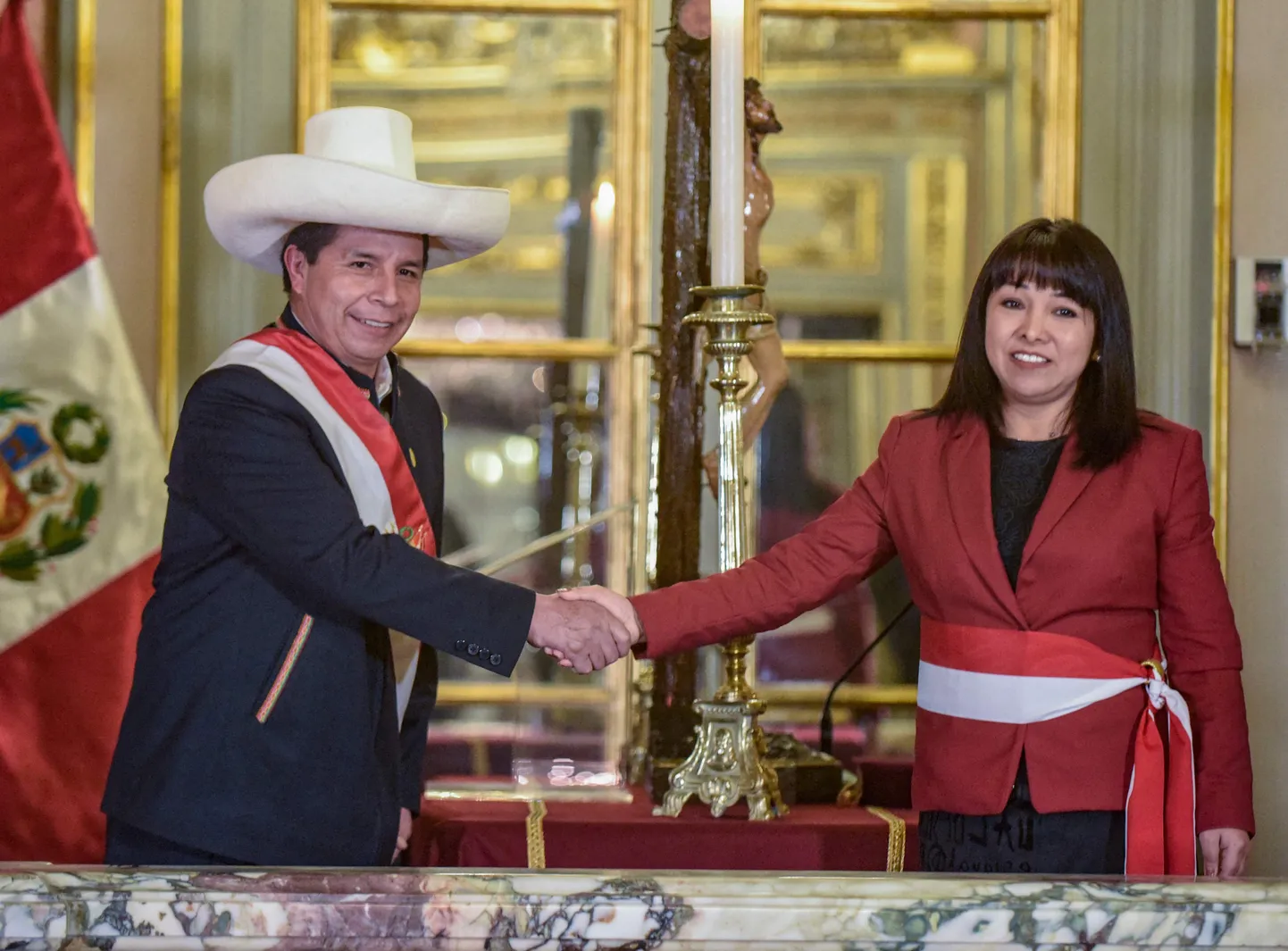 Pedro Castillo ja Mirtha Vasquez