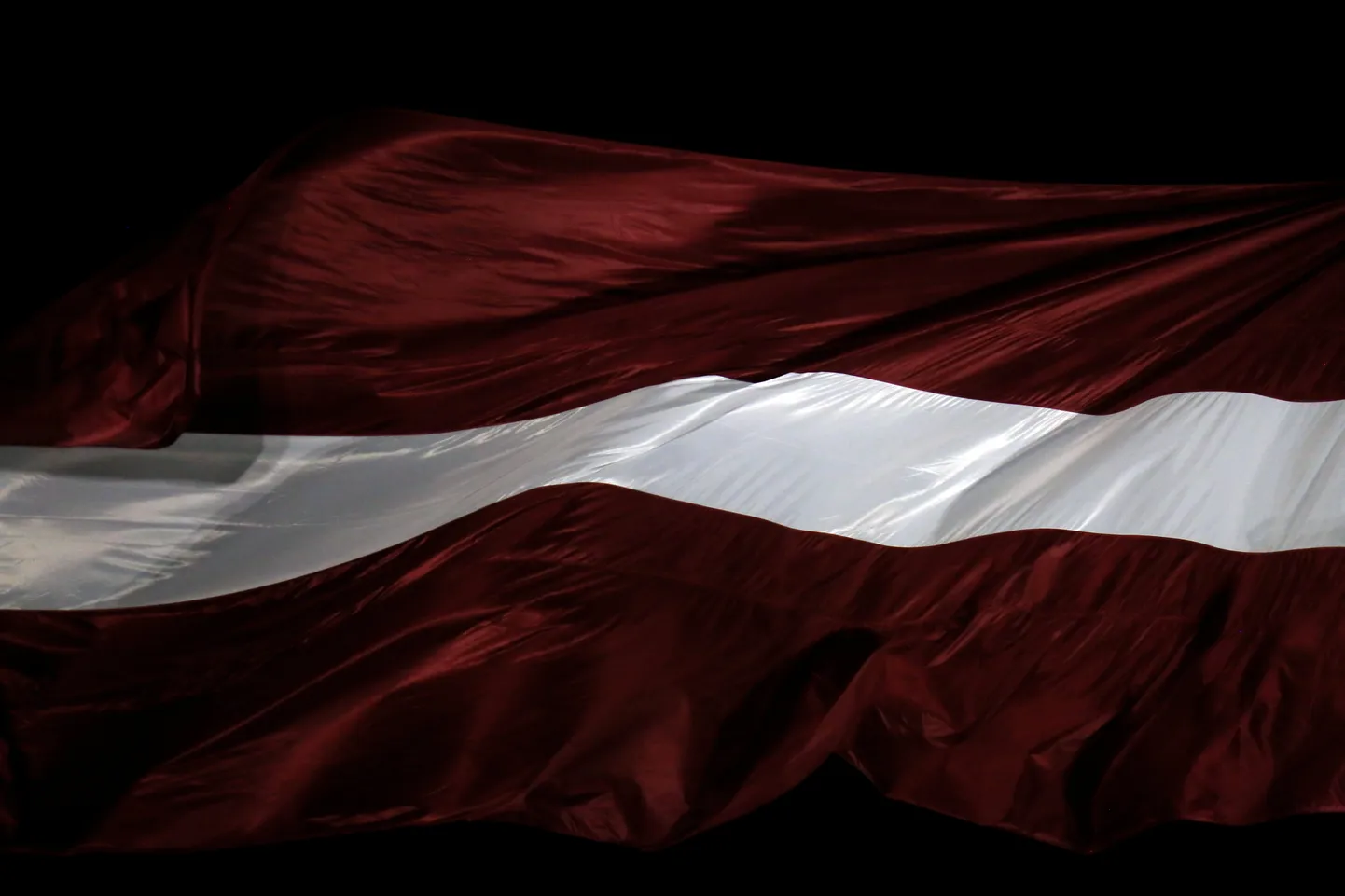 Latvijas valsts karogs.