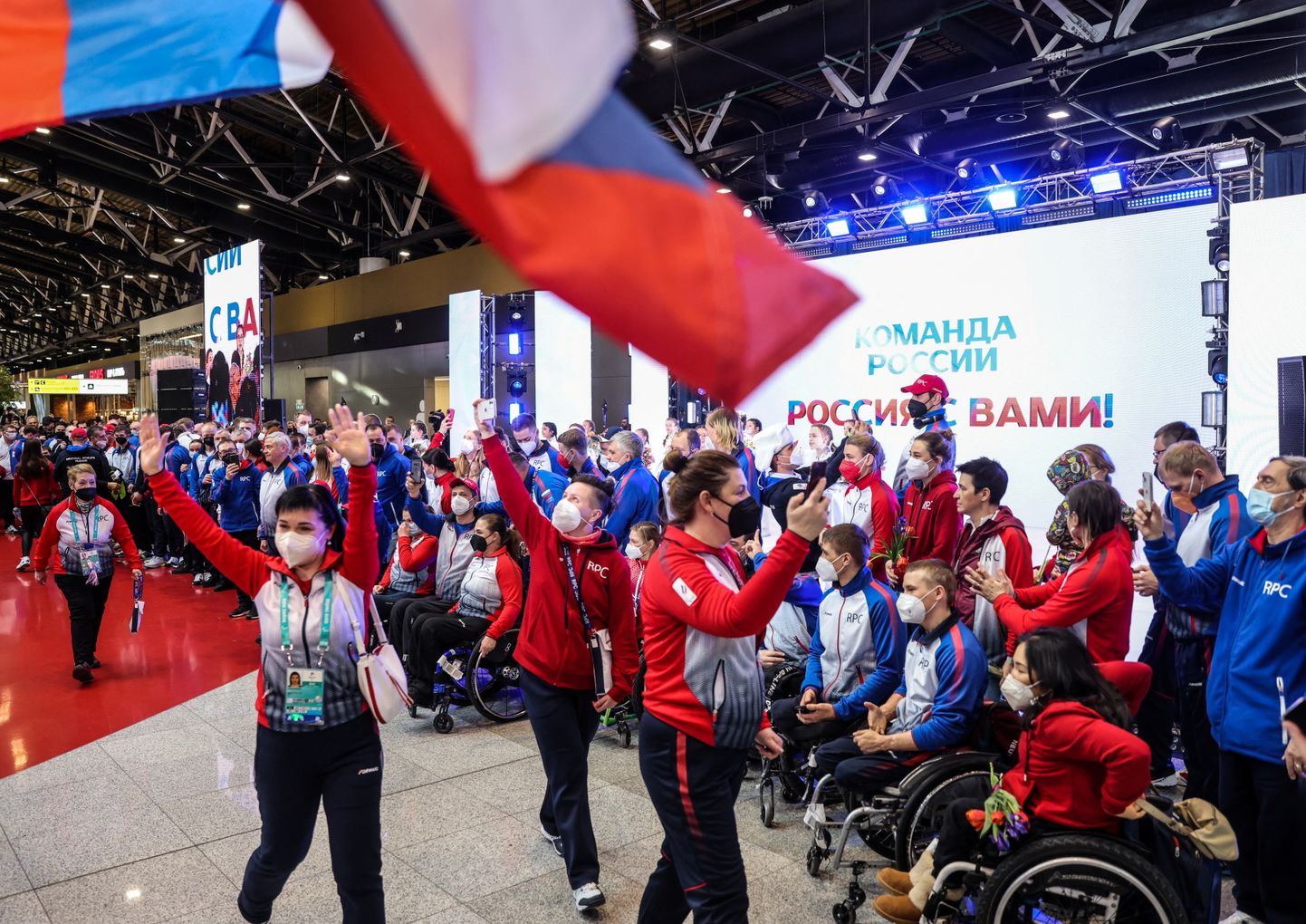 Venemaa parasportlased naasmas Pekingi paraolümpialt, kust nad oma riigipea algatatud sõja tõttu välja visati.