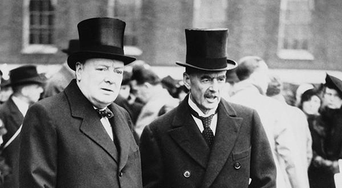 Winston Churchill ja Neville Chamberlain 1935. aastal