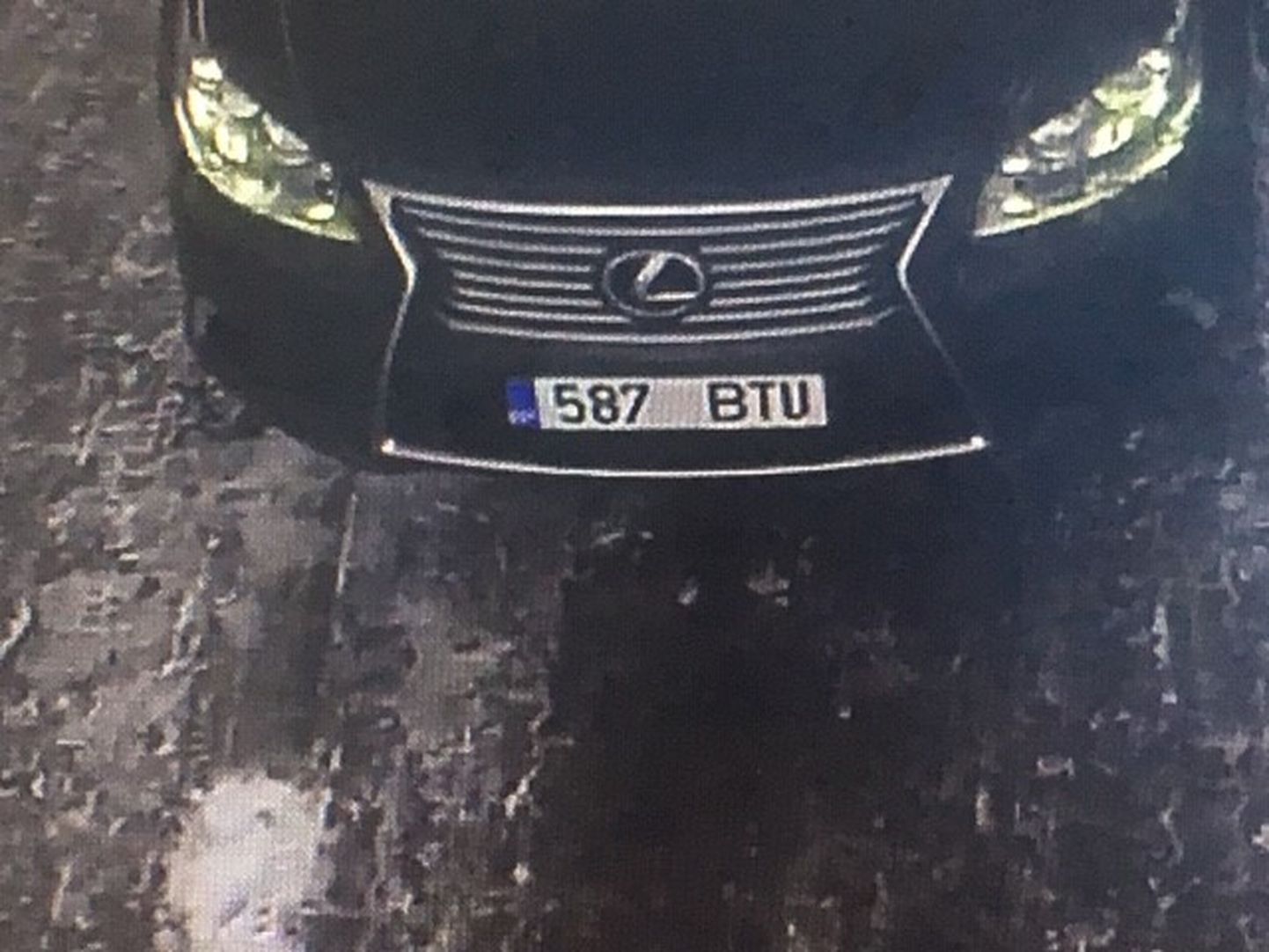 Tallinnast ärandatud Lexus, mida märgati Võrus.