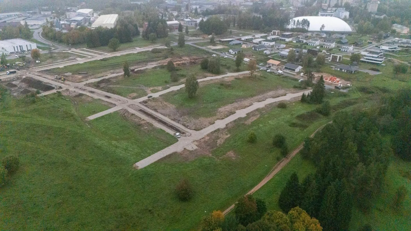 Järveotsa teise osa arendusala kõige kaugemast nurgast tulid välja leiud, mis viitavad muinasaegsele asulale.