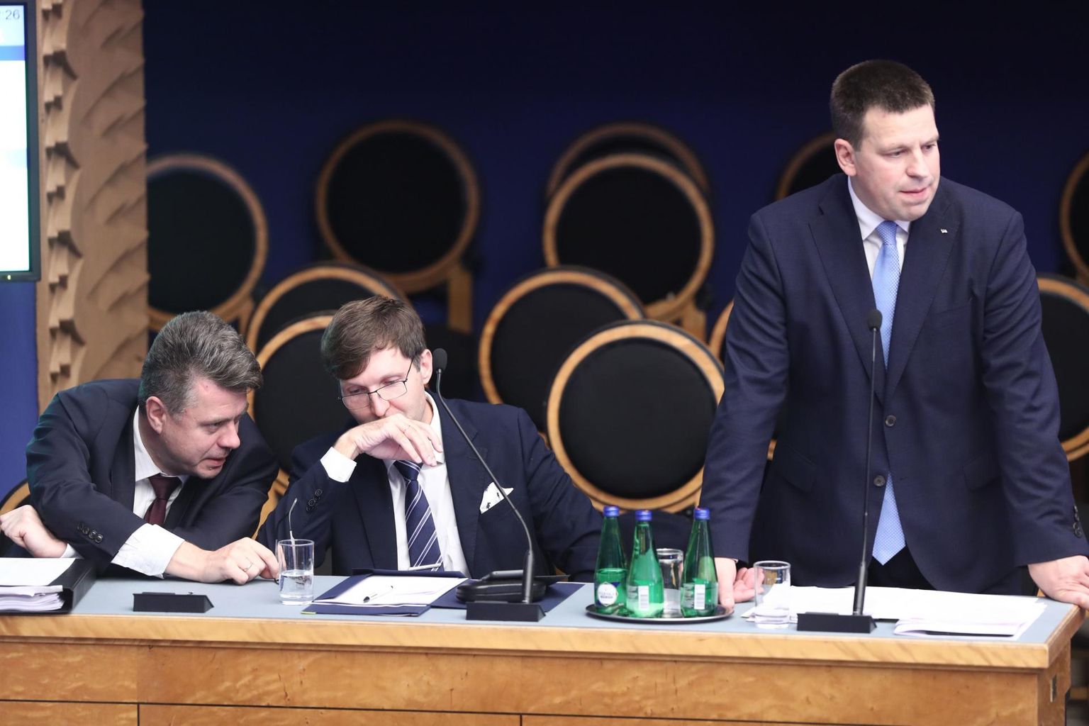 Välisminister Urmas Reinsalu, rahandusminister Martin Helme ja peaminister Jüri Ratas riigikogu sügishooaja esimeses infotunnis.