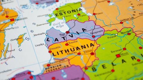 Miers Ukrainā var palielināt Krievijas draudus Baltijas valstīm, uzskata ASV amatpersona