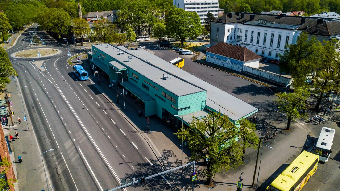 Pärnu bussijaam. Foto on illustreeriv.