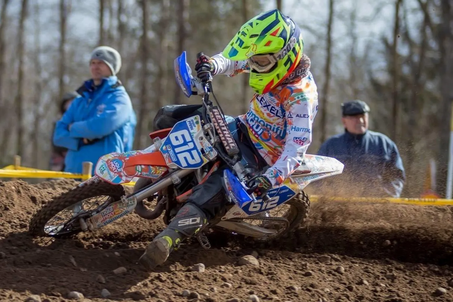 85 ccm tsiklit taltsutav Pärnu motoklubi kasvandik Joosep Pärn alustas Eesti meistrivõistlusi kahe sõiduvõiduga.