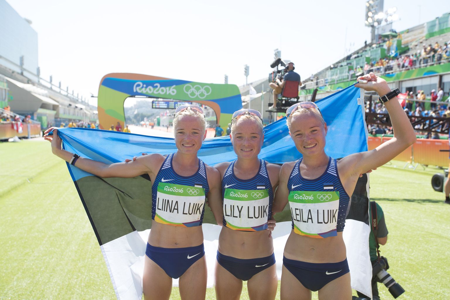 Liina (vasakult), Lily ja Leila Luik Rios naiste maratoni finišis.