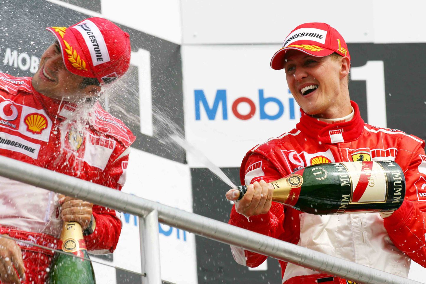 Juuli 2006, Hockenheimi ringrada, Ferrari piloodid Felipe Massa (vasakul) ja Michael Schumaher jõudsid mõlemad poodiumile.