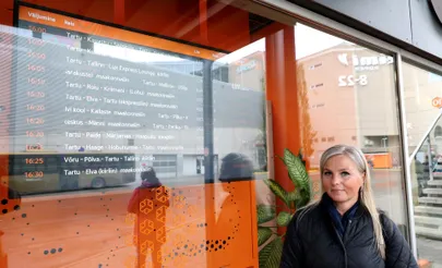 Sigrid leiab, et lisaks hinnatõusule on maakonnaliinidel ka muid probleeme: mõned bussid sõidavad tühjana, samas õhtul peale üheksat enam busse tema kodukanti ei välju ja hommikul hilineb ta tööle, sest varasemaid busse ei ole.