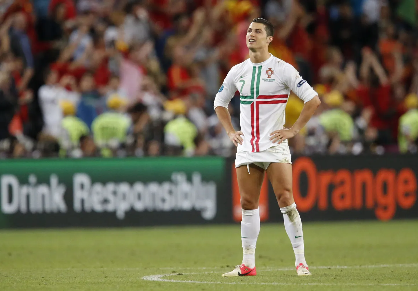 Криштиану Роналду после серии пенальти в матче с Испанией на Евро-2012.