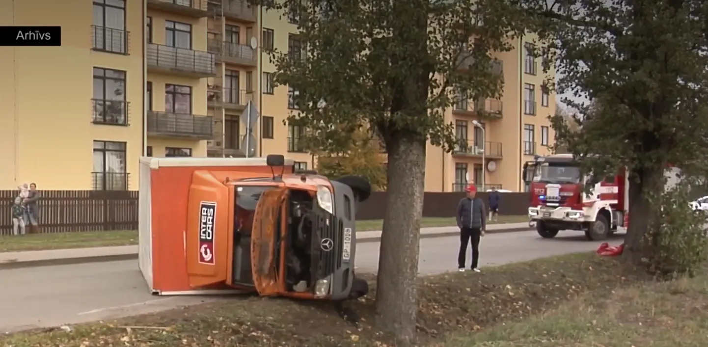 Опасный перекресток в Марупе