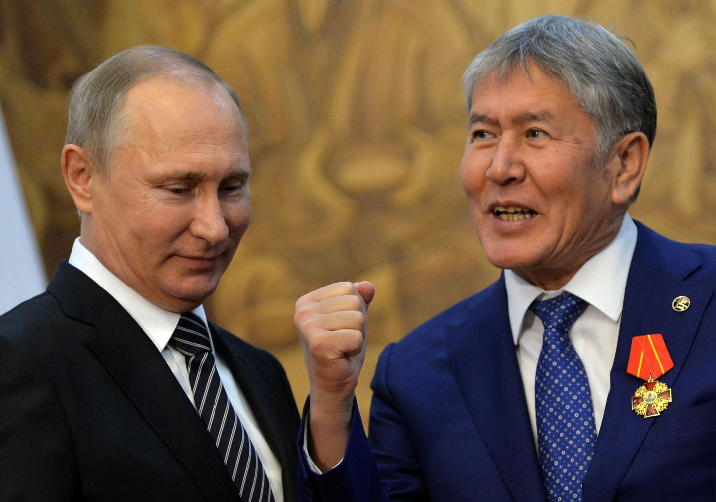 Venemaa president Vladimir Putin ja Kõrgõzstani president Almazbek Atambajev.