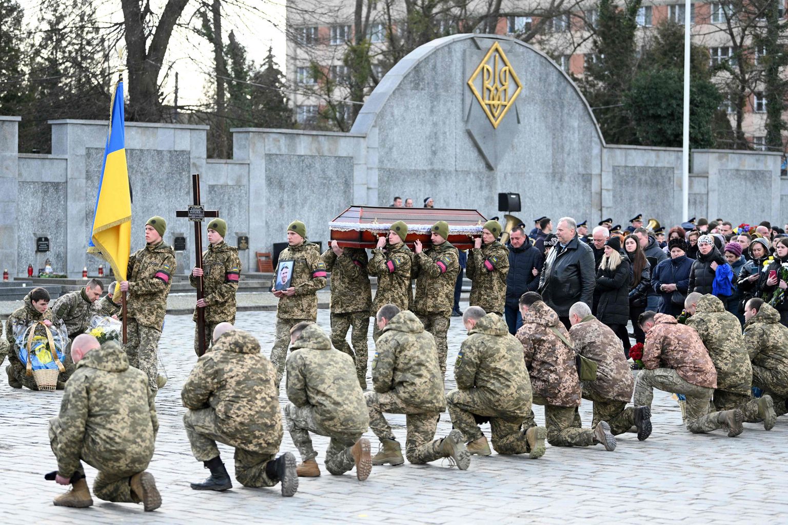 Похороны бойцов ВСУ в Львове, Украина, 7 марта 2023 года.