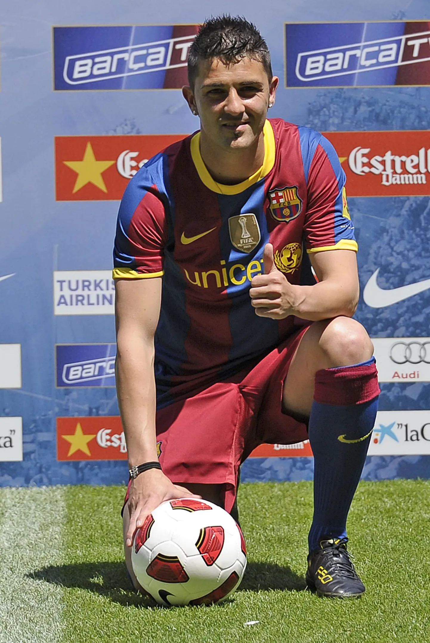 FC Barcelona on sel suvel juba ostnud David Villa, kelle eest maksti 33,4 miljonit Inglise naela.
