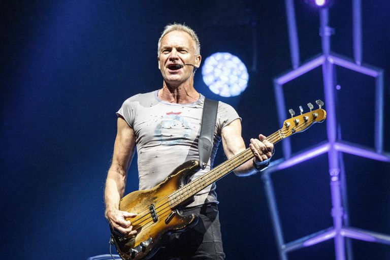 Sting on esimene suur-artist, kelle kultuuripealinn avalikustas.