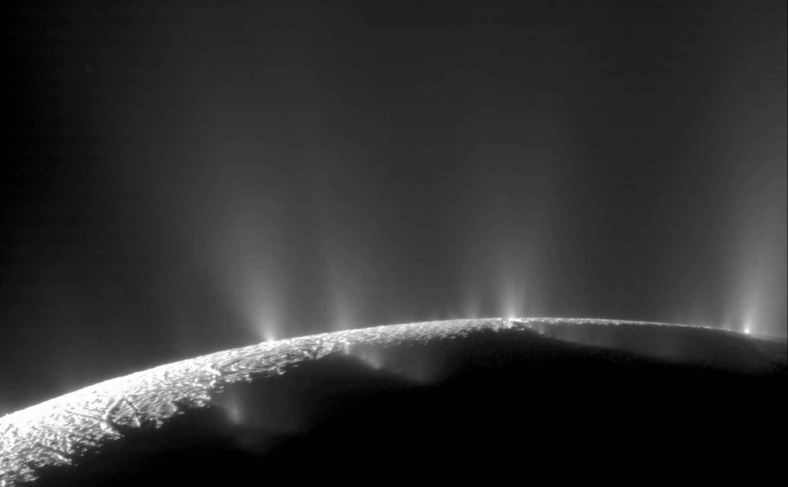 Enceladuse lõunapoolus.