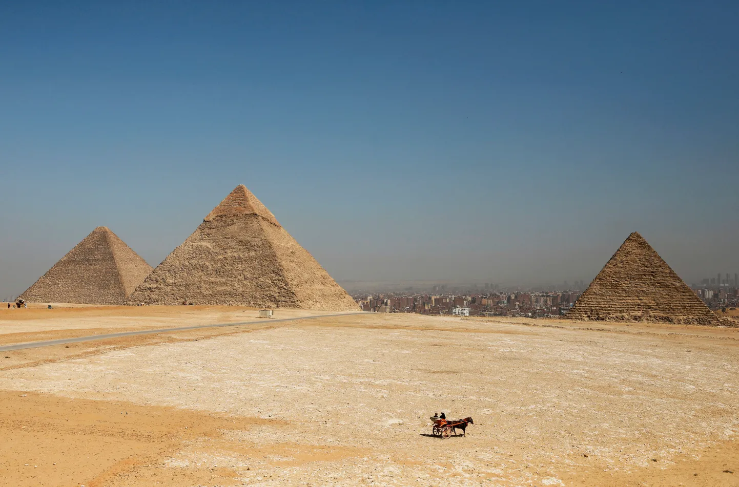 Gizas piramīdas Kairā.