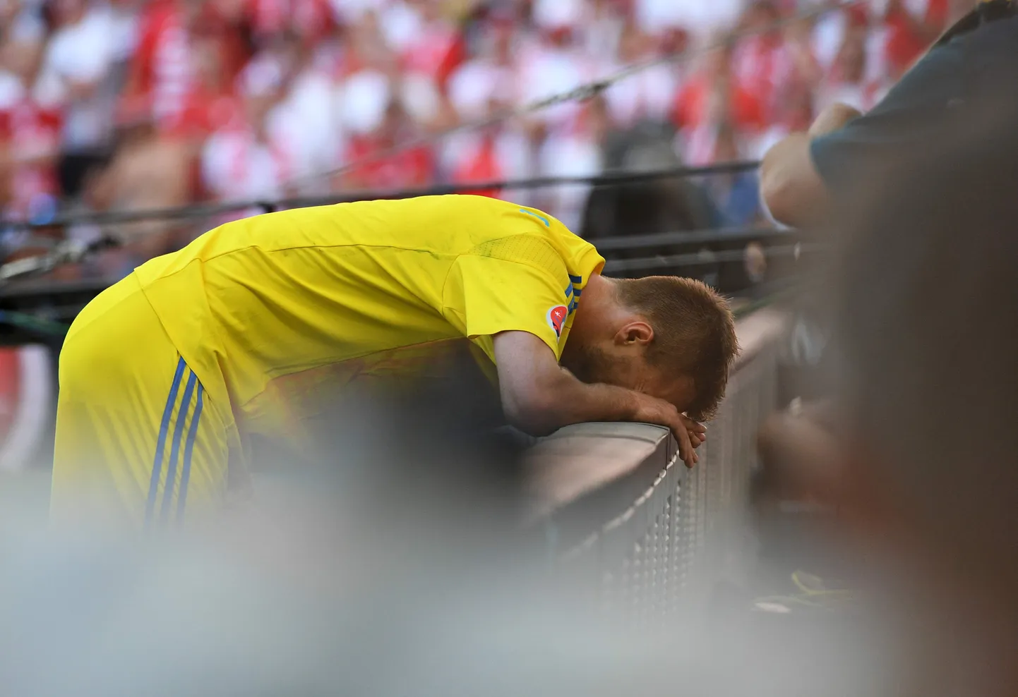 Андрей Ярмоленко во время матча Украина - Польша на Евро-2016.
