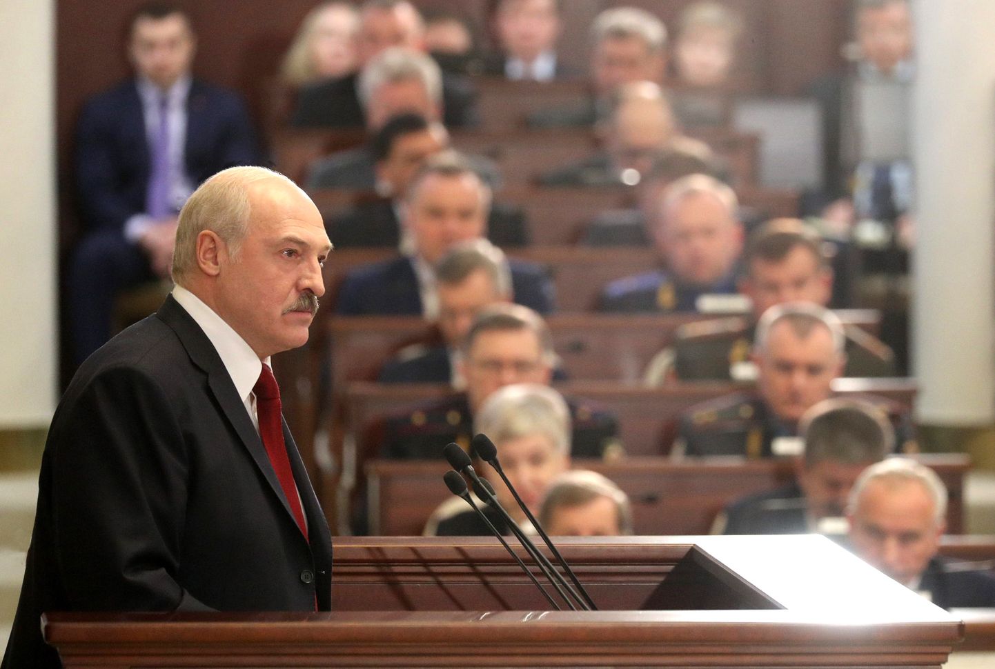 Valgevene president Aleksandr Lukašenko esineb aastakõnega.