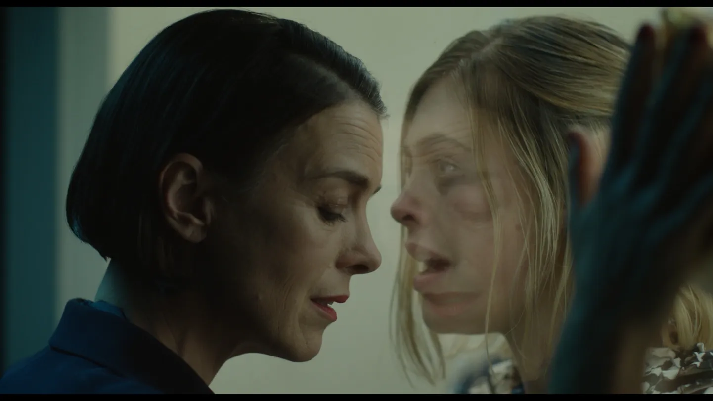 Olivia Williams ja Gabriella Moran lühifilmis "Nyet!" (Suurbritannia, 2019).