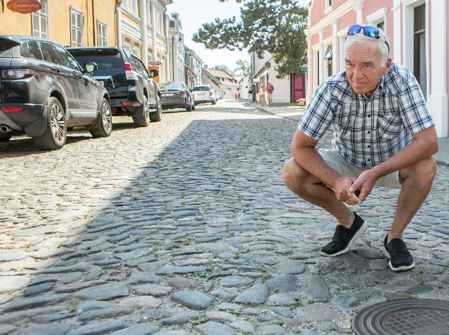 AIVAR SÕRM Kuressaares Kauba tänaval Johani spaa ees, kus pärast kesklinna uuendamist mitmel korral üle on ujutanud.
