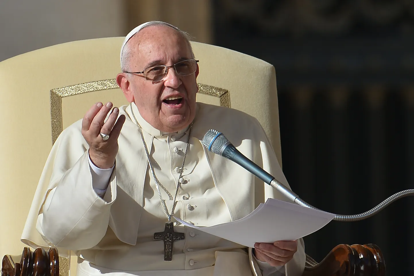 Paavst Franciscus