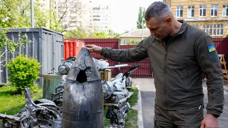 Виталий Кличко показал то, что специалисты сочли похожим на боевую часть "Кинжала"