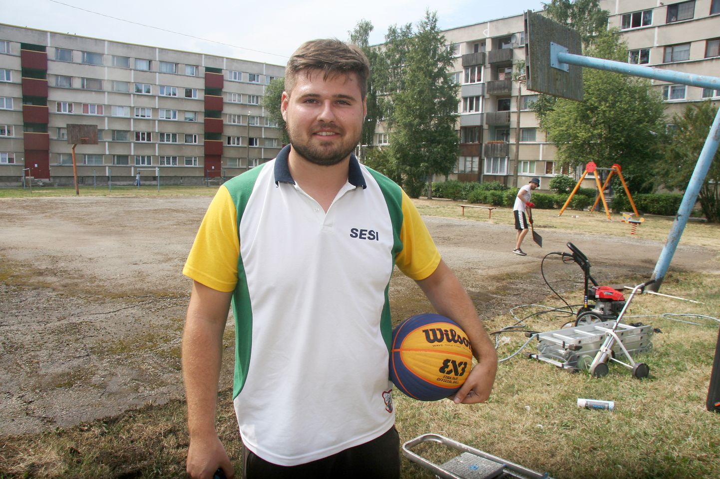 Erik Setškov soovib Kohtla-Järve tänavakorvpalli traditsioonid taas ellu äratada.