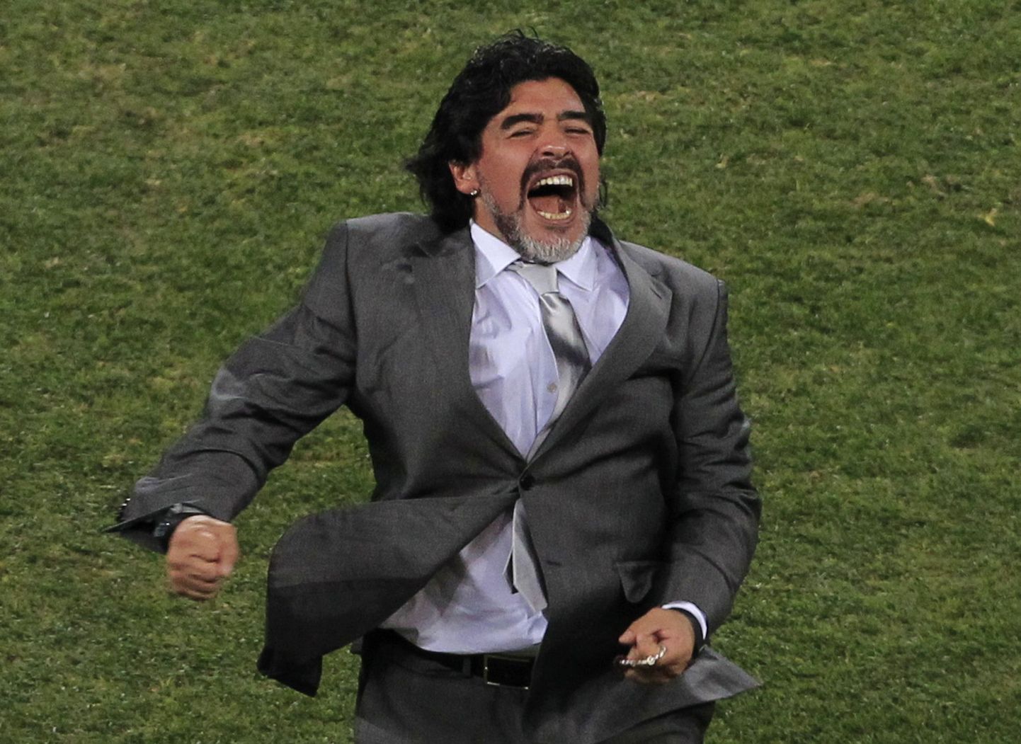 Legendaarse Diego Maradona vennapoeg pääses Hispaania klubisse