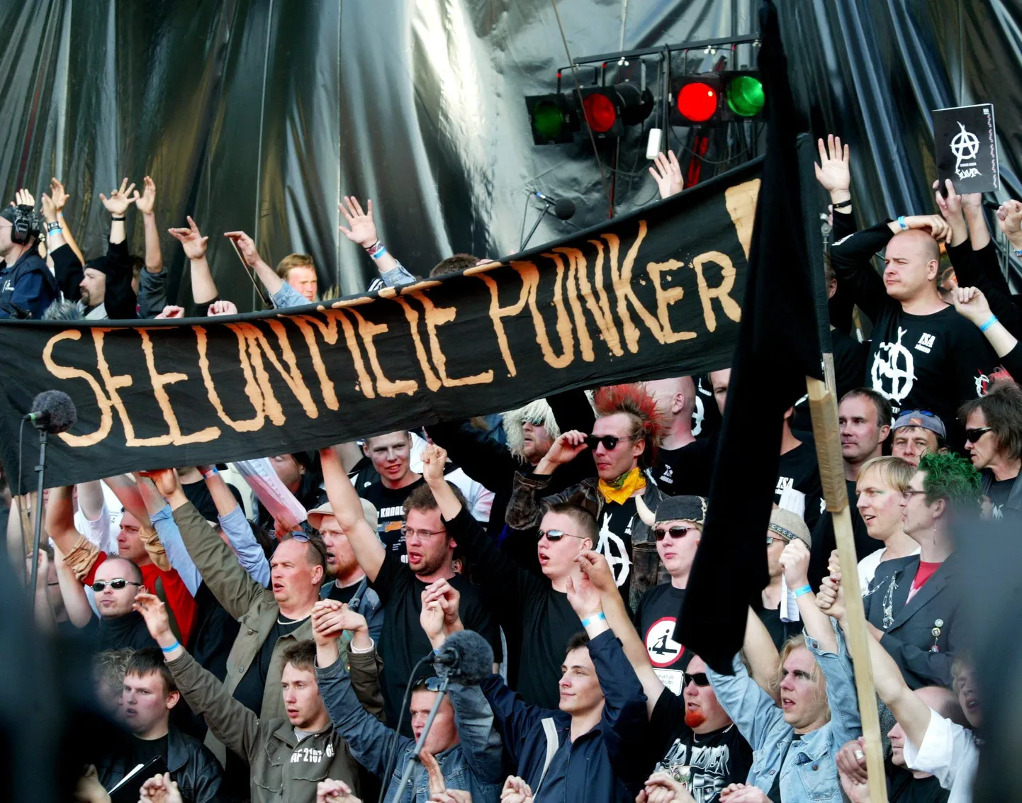Foto esimesest punklaulupeost Rakveres 2008. aastal