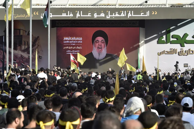 Сторонники Хезболлы. 2023 год.