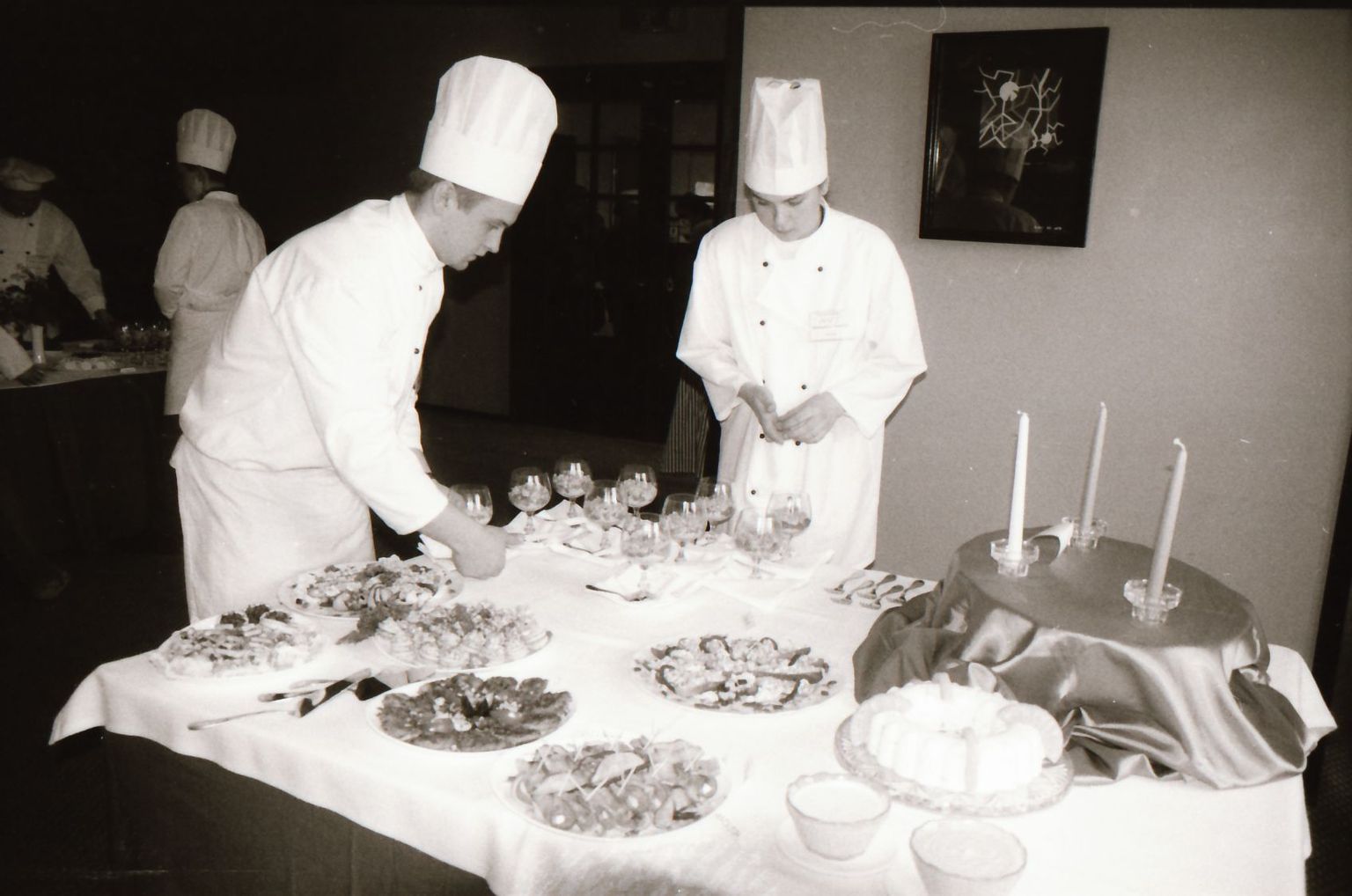 Retrogalerii. Kokaõpilaste võistlused Kuressaare ametikoolis 1997. aastal.