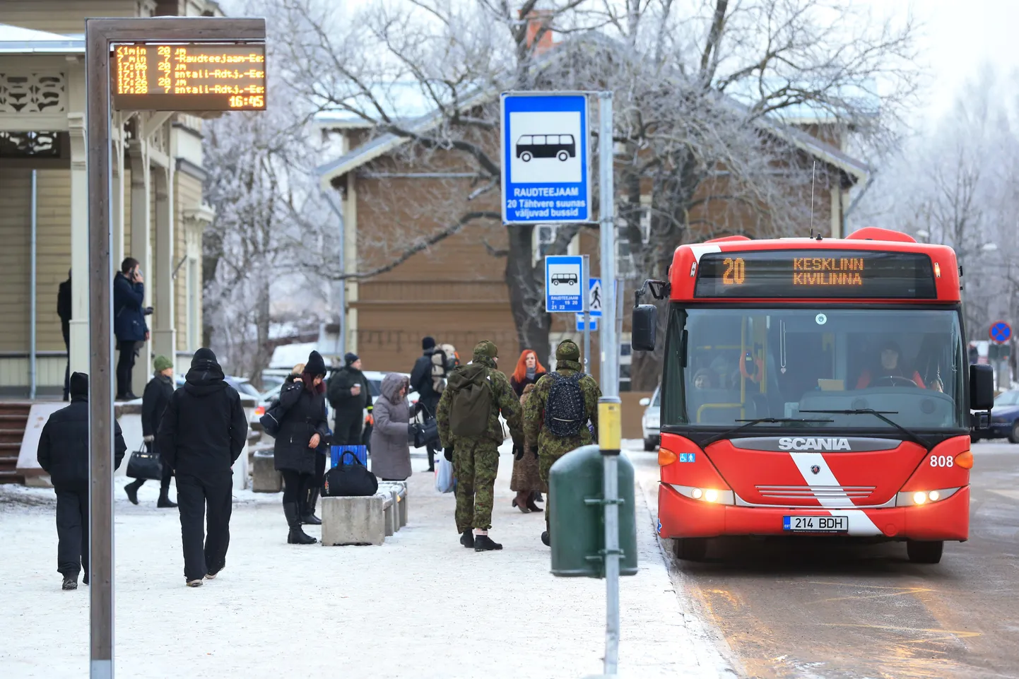 Riik vabastab töötaja transpordikulud erisoodustusmaksust.