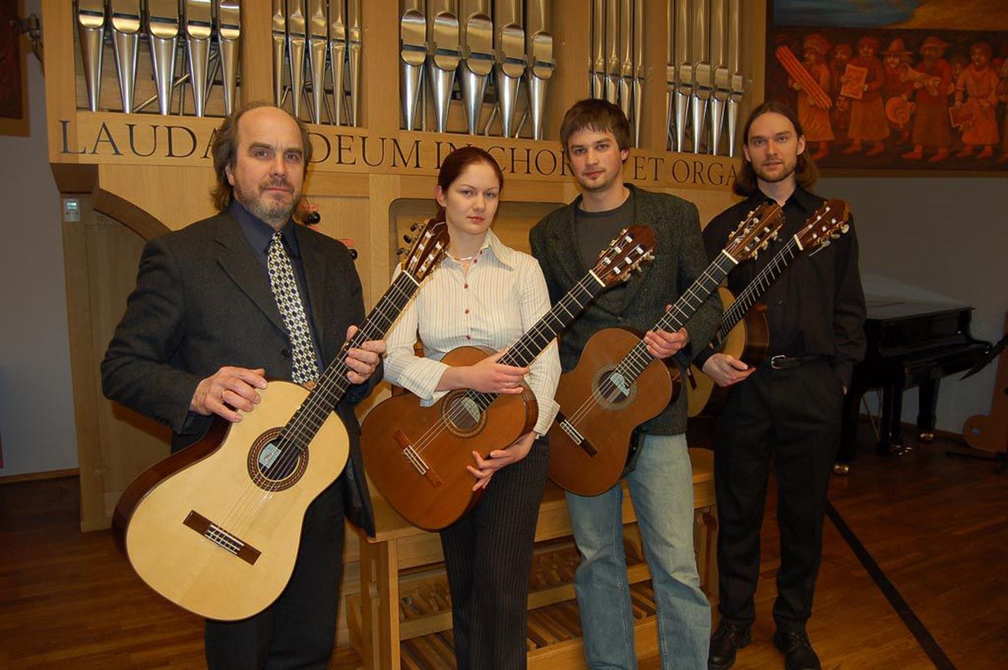 Tallinna kitarrikvartett esitab Pärnus kaunist harmooniast inspireeritud muusikat.
