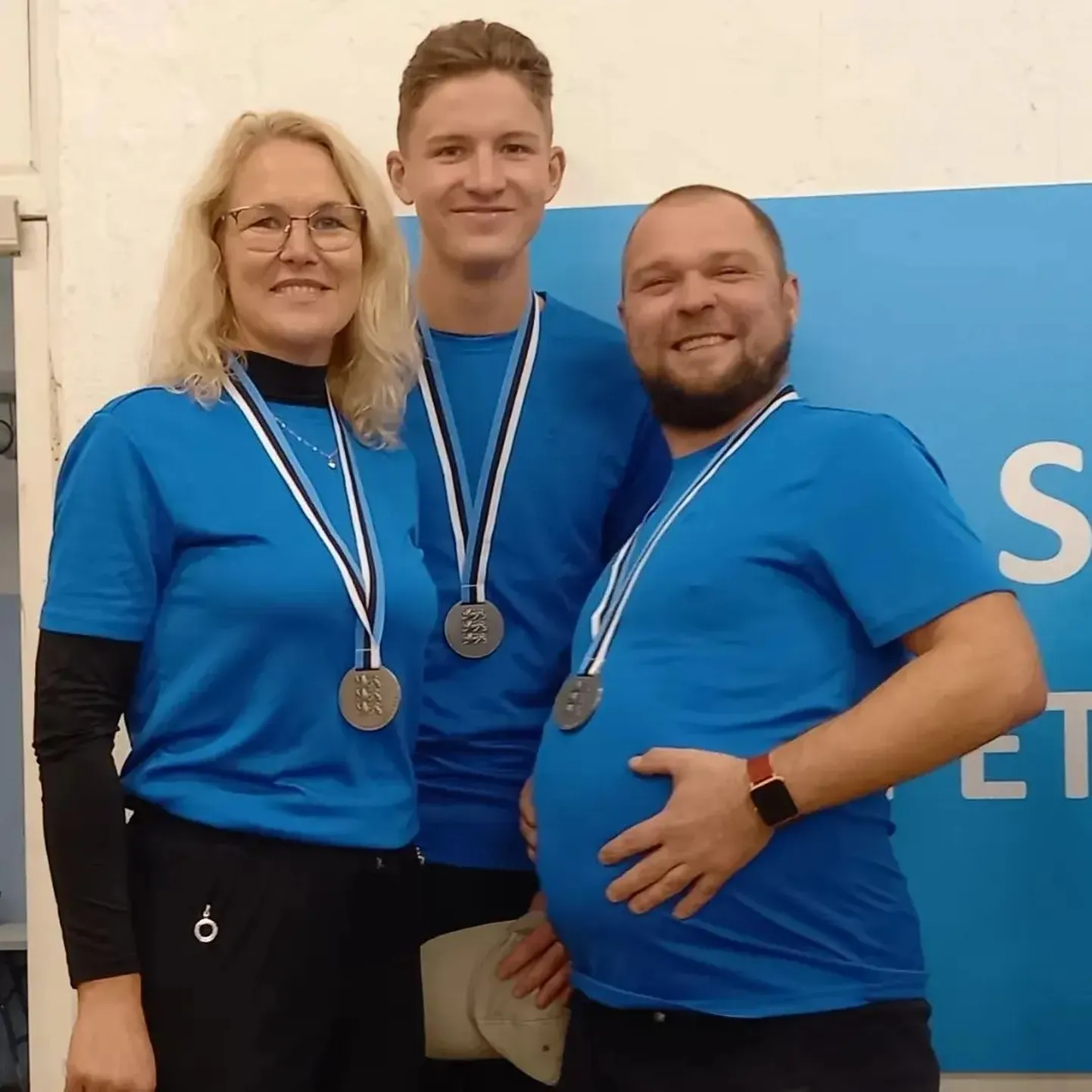 Järvamaa trio koosseisus Veroonika Saar (vasakult), Robin Randrüüt ja Kenneth Muusikus mängisid end hõbemedalitele.