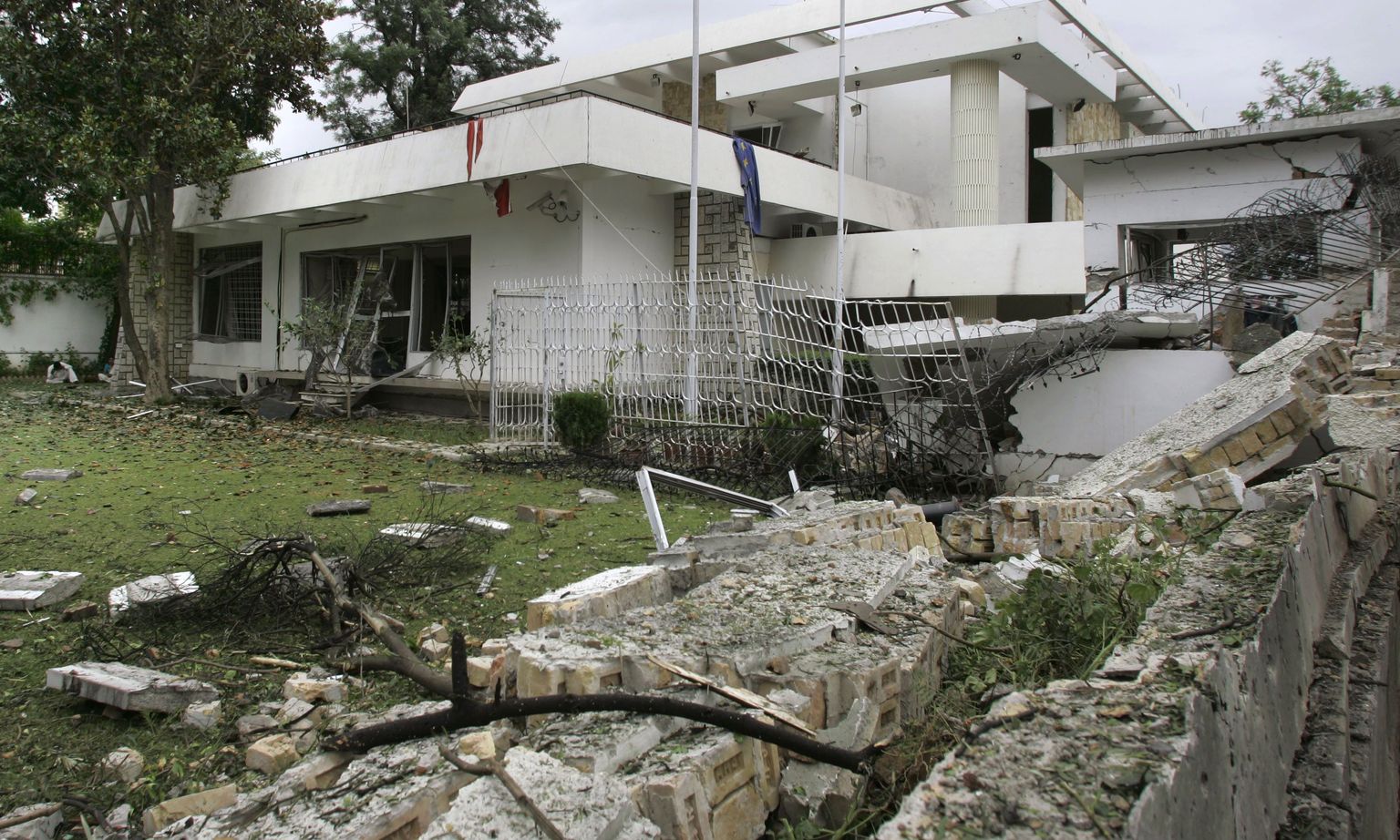Taani suursaatkond Islamabadis pärast 2. juunil 2008 toimunud pommiplahvatust.