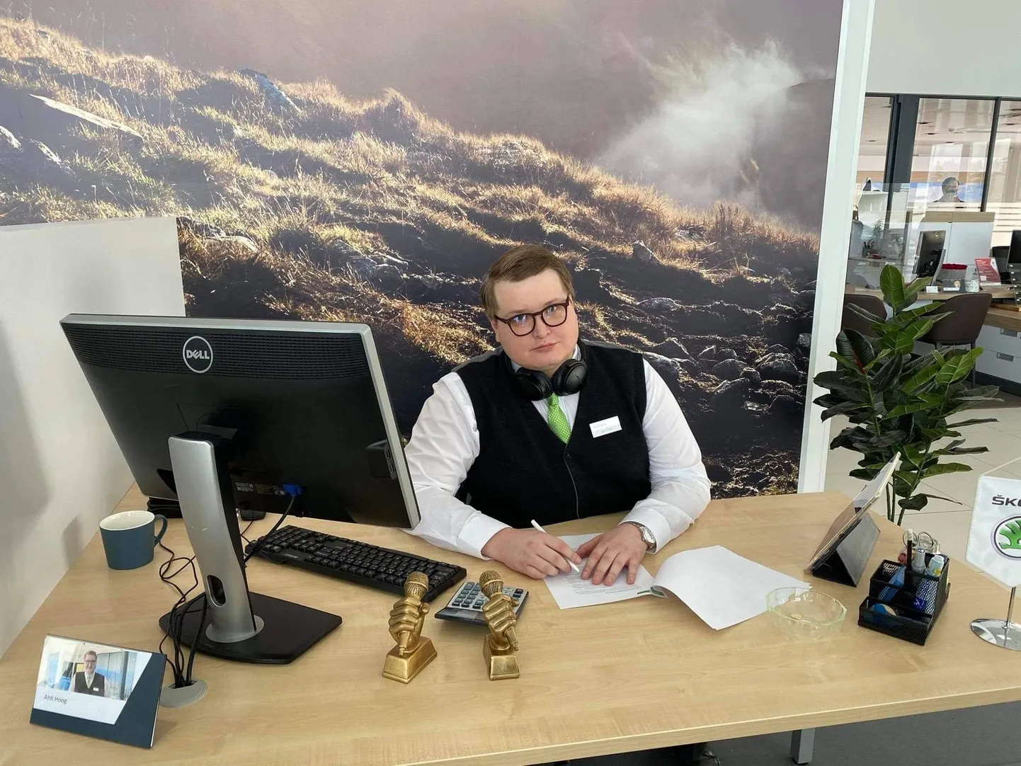 Reigo Tamm kehastab seriaalis “Alo” häbelikku automüüjat Ahtit.
