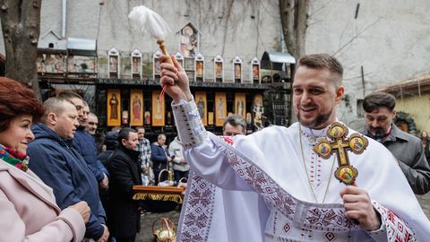 Tallinnas tähistasid ukrainlased ülestõusmispühade jumalateenistust
