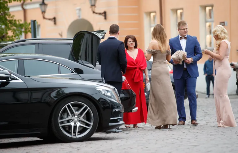 Jaan Tootsi ja Eve Kirsi pulmad. Saabub Jaan Tootse endine abikaasa Kersti Toots